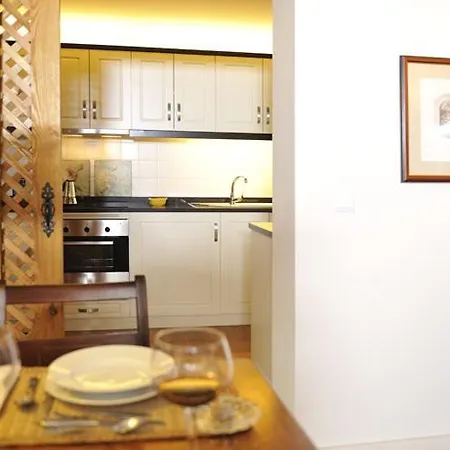 Nyaraló Castelo Do Castro Carrazedo