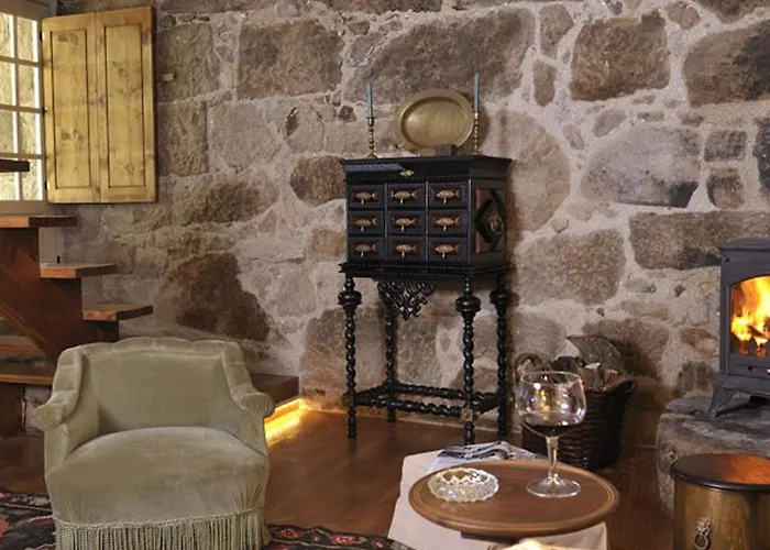 Castelo Do Castro Carrazedo (Amares)